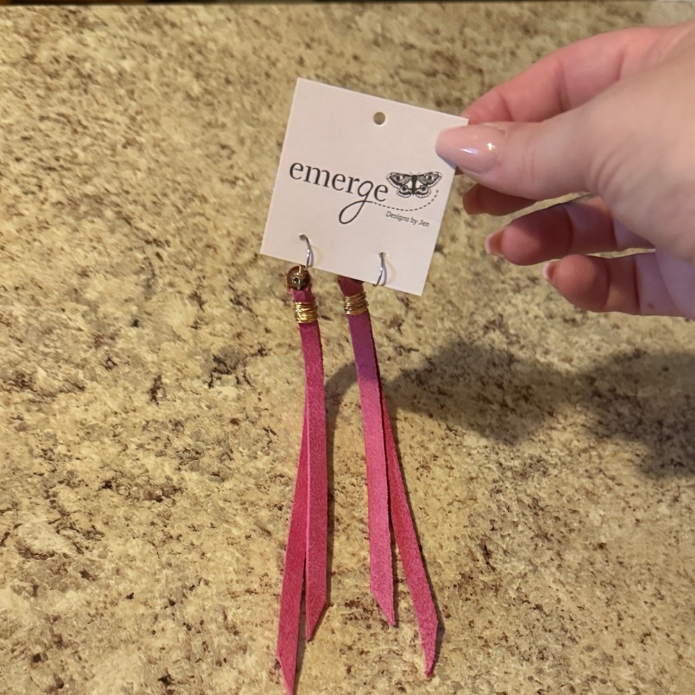 NWT EMERGE by Jen Pink and Gold Long Dangling Leather Earrings